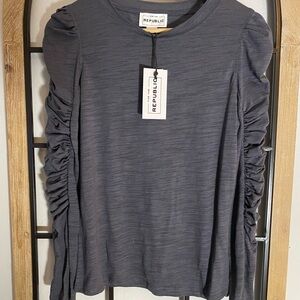 For the Republic Women's XS Gray Ruched Long Sleeve Top NWT